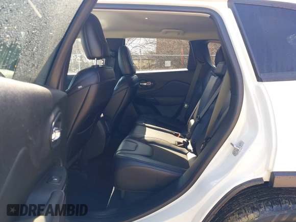 2019 Jeep Cherokee Latitude Plus with VIN 1C4PJMLX0KD430182, listed as a IAAI auction lot 41663933 with 61,511 mi miles and . Bid and sale history available at DreamBid. Image 8.