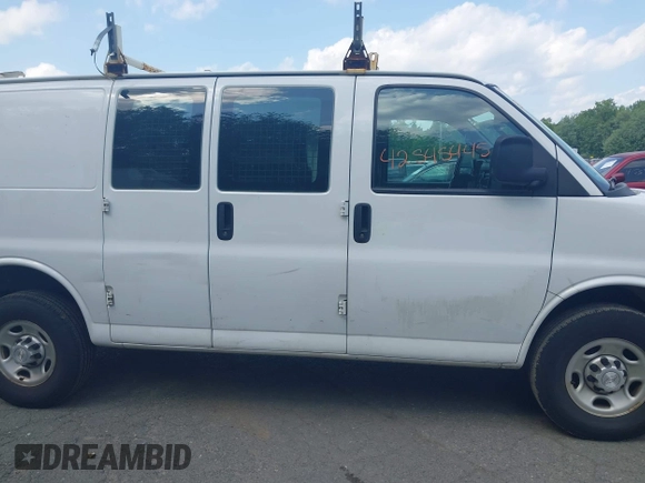 2019 Chevrolet Express Cargo with VIN 1GCWGAFP8K1196427, listed as a IAAI auction lot 42545445 with 141,592 mi miles and . Bid and sale history available at DreamBid. Image 13.