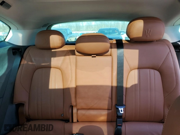 2022 Maserati Levante GT with VIN ZN661XUA3NX389376, listed as a Copart auction lot 41491404 with 21,494 mi miles. Bid and sale history available at carsss.com. Image 10.