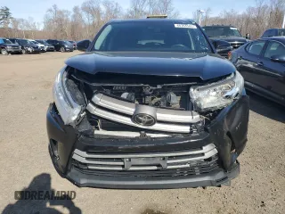 2018 Toyota Highlander SE z VIN 5TDJZRFH6JS553195, wystawiony jako Copart lot #48784505 z przebiegiem 129 674 mil mil oraz Tytuł czysty. Historia ofert i sprzedaży dostępna na DreamBid. Obrazek 5.