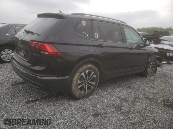 2022 Volkswagen Tiguan S with VIN 3VV0B7AX3NM076297, listed as a Copart auction lot 52021495 with 30,212 mi miles and Salvage title. Bid and sale history available at DreamBid. Image 3.