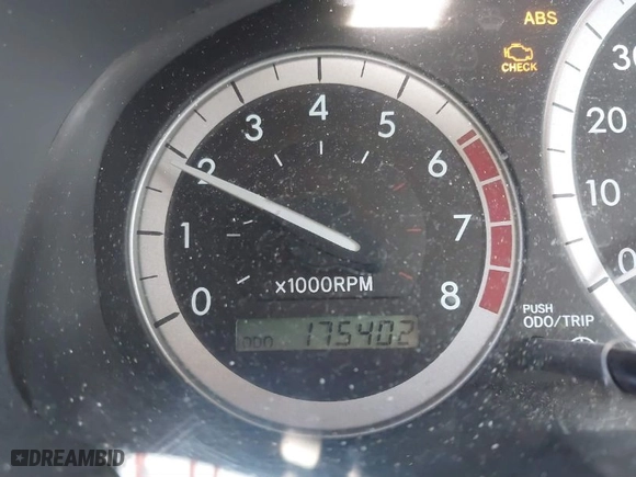 2004 Toyota Sienna XLE with VIN 5TDBA22C84S022369, listed as a IAAI auction lot 41463689 with 175,402 mi miles. Bid and sale history available at carsss.com. Image 7.