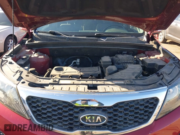 2011 Kia Sorento LX with VIN 5XYKT4A15BG026377, listed as a IAAI auction lot 41826450 with 152,169 mi miles. Bid and sale history available at carsss.com. Image 10.
