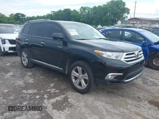 2013 Toyota Highlander Limited with VIN 5TDYK3EH3DS120861, listed as a IAAI auction lot 42529286 with 141,271 mi miles and . Bid and sale history available at DreamBid. Image 1.