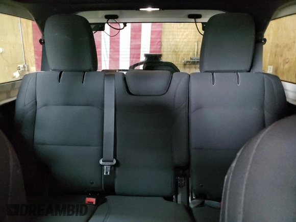2018 Jeep Wrangler Unlimited Sport S z VIN 1C4HJXDN8JW262507, wystawiony jako Copart lot #60594625 z przebiegiem 106 793 mil mil oraz Czysty tytuł • Clean title. Historia ofert i sprzedaży dostępna na DreamBid. Obrazek 10.