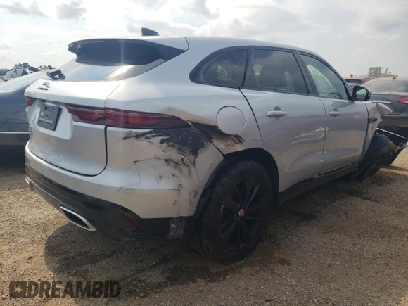 2021 Jaguar F-Pace S with VIN SADCJ2EU0MA684036, listed as a Copart auction lot 61138894 with 33,818 mi miles and Salvage title. Bid and sale history available at DreamBid. Image 3.