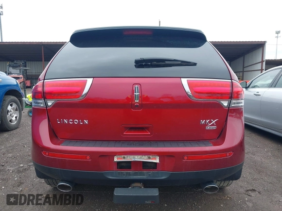 2014 Lincoln MKX with VIN 2LMDJ8JK1EBL02917, listed as a IAAI auction lot 41963678 with Not Provided miles. Bid and sale history available at carsss.com. Image 16.
