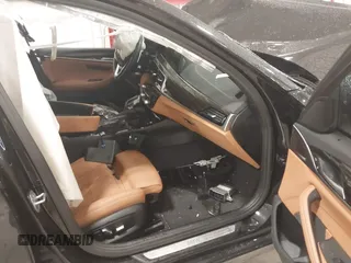 2022 BMW 5 Series 540i xDrive with VIN WBA73BJ09NWX56346, listed as a IAAI auction lot 41476038 with Not provided miles and . Bid and sale history available at DreamBid. Image 5.