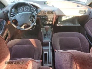 1992 Honda Accord LX with VIN JHMCB7651NC030132, listed as a Copart auction lot 85348914 with 240,380 mi miles and Salvage Title. Bid and sale history available at carsss.com. Image 8.