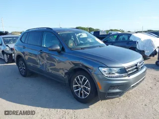2021 Volkswagen Tiguan S with VIN 3VV1B7AX5MM081763, listed as a IAAI auction lot 41509452 with 24,945 mi miles. Bid and sale history available at carsss.com. Image 1.