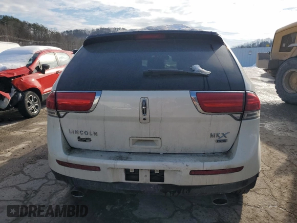 2013 Lincoln MKX with VIN 2LMDJ8JK8DBL08552, listed as a Copart auction lot 88320535 with 181,775 mi miles and Salvage Title. Bid and sale history available at carsss.com. Image 6.
