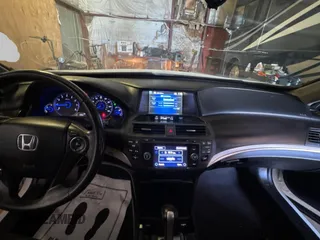 2014 Honda Crosstour EX-L z VIN 5J6TF3H51EL001123, wystawiony jako Copart lot #55178765 z przebiegiem 116 561 mil mil oraz Tytuł czysty. Historia ofert i sprzedaży dostępna na DreamBid. Obrazek 9.