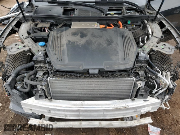 2019 Audi e-tron Premium Plus с VIN WA1LAAGE0KB021160, выставлен на аукционе Copart как лот 43576875 с пробегом 38 112 миль миль и Списание • Salvage title. История ставок и продаж доступна на DreamBid. Изображение 12.