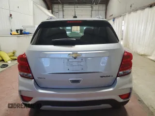 2020 Chevrolet Trax LT with VIN 3GNCJLSB9LL328526, listed as a Copart auction lot 49982765 with 39,560 mi miles and Salvage Title. Bid and sale history available at carsss.com. Image 6.