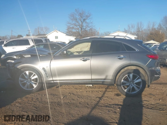 2015 Infiniti QX70 with VIN JN8CS1MWXFM480470, listed as a IAAI auction lot 41321666 with Not Provided miles and . Bid and sale history available at DreamBid. Image 13.