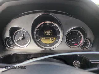 2012 Mercedes-Benz E 350 Luxury z VIN WDDHF5KB0CA590301, wystawiony jako Copart lot #56599885 z przebiegiem 115 802 mil mil oraz Szkoda całkowita • Salvage title. Historia ofert i sprzedaży dostępna na DreamBid. Obrazek 9.