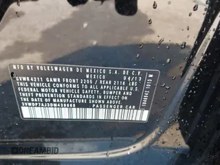 2013 Volkswagen Jetta SE z VIN 3VWDP7AJ3DM438668, wystawiony jako IAAI lot #42235014 z przebiegiem 128 406 mil mil oraz . Historia ofert i sprzedaży dostępna na DreamBid. Obrazek 9.