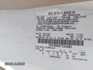 2007 Ford Mustang Deluxe с VIN 1ZVFT84N275365683, выставлен на аукционе IAAI как лот 42335893 с пробегом 141 892 миль миль и . История ставок и продаж доступна на DreamBid. Изображение 9.