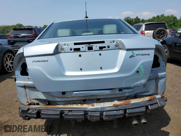 2011 Ford Fusion Hybrid with VIN 3FADP0L33BR117387, listed as a Copart auction lot 61782605 with 151,617 mi miles and Salvage title. Bid and sale history available at DreamBid. Image 6.