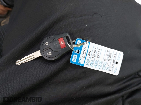 2015 Nissan Note S Plus with VIN 3N1CE2CP0FL365795, listed as a IAAI auction lot 42443633 with 86,715 mi miles and . Bid and sale history available at DreamBid. Image 11.