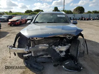 2018 Mercedes-Benz GLC with VIN WDC0G4JB2JV057513, listed as a Copart auction lot 71833722 with 42,998 mi miles. Bid and sale history available at carsss.com. Image 5.