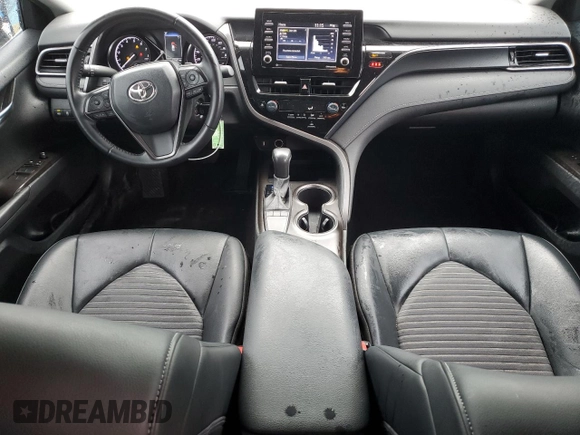 2022 Toyota Camry SE z VIN 4T1G11AK9NU708664, wystawiony jako Copart lot #53104275 z przebiegiem 77 421 mil mil oraz Szkoda całkowita • Salvage title. Historia ofert i sprzedaży dostępna na DreamBid. Obrazek 8.