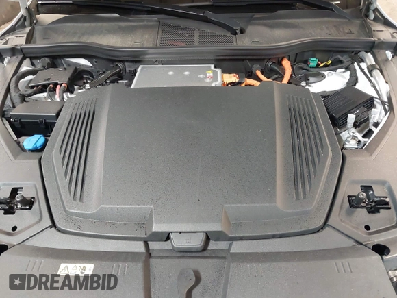 2019 Audi e-tron Prestige with VIN WA1VABGE3KB012371, listed as a IAAI auction lot 42314860 with 41,269 mi miles and . Bid and sale history available at DreamBid. Image 10.