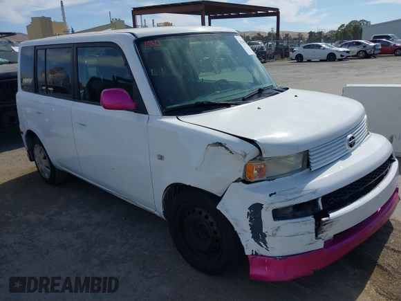2006 Scion xB z VIN JTLKT324264124861, wystawiony jako IAAI lot #42506517 z przebiegiem 102 264 mil mil oraz . Historia ofert i sprzedaży dostępna na DreamBid. Obrazek 1.