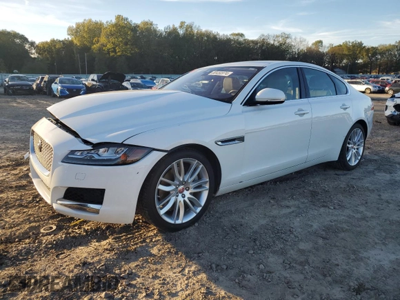 2016 Jaguar XF 35t Prestige with VIN SAJBE4BV6GCY07059, listed as a Copart auction lot 80450974 with 65,981 mi miles and Salvage Title. Bid and sale history available at carsss.com. Image 1.