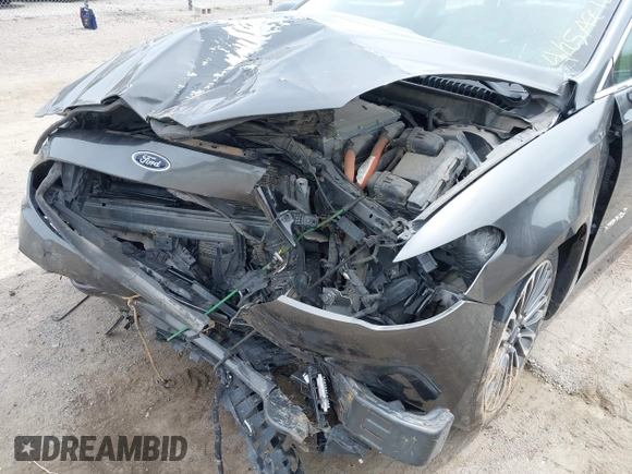 2018 Ford Fusion Titanium with VIN 3FA6P0RU1JR120392, listed as a IAAI auction lot 42145342 with Not provided miles and . Bid and sale history available at DreamBid. Image 6.