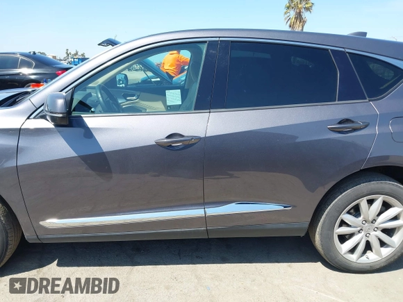 2019 Acura RDX with VIN 5J8TC2H35KL043797, listed as a IAAI auction lot 41978796 with 52,276 mi miles. Bid and sale history available at carsss.com. Image 15.
