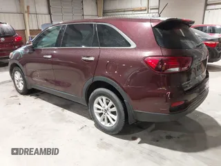 2019 Kia Sorento L with VIN 5XYPG4A34KG548624, listed as a IAAI auction lot 42020831 with 124,226 mi miles. Bid and sale history available at carsss.com. Image 3.