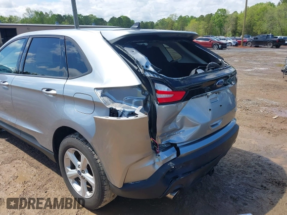 2020 Ford Edge SE z VIN 2FMPK3G90LBA58977, wystawiony jako IAAI lot #42007572 z przebiegiem 36 564 mil mil oraz . Historia ofert i sprzedaży dostępna na DreamBid. Obrazek 6.