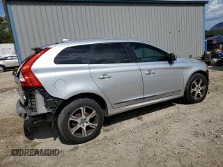 2014 Volvo XC60 R-Design Premier Plus with VIN YV4902DZ5E2516262, listed as a Copart auction lot 57967335 with 123,313 mi miles and Salvage title. Bid and sale history available at DreamBid. Image 3.