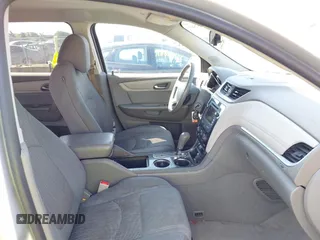 2016 Chevrolet Traverse LT with VIN 1GNKRGKD3GJ275039, listed as a IAAI auction lot 42578461 with 131,843 mi miles and . Bid and sale history available at DreamBid. Image 5.