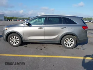 2018 Kia Sorento LX V6 with VIN 5XYPGDA51JG376682, listed as a IAAI auction lot 41914856 with 116,428 mi miles. Bid and sale history available at carsss.com. Image 14.