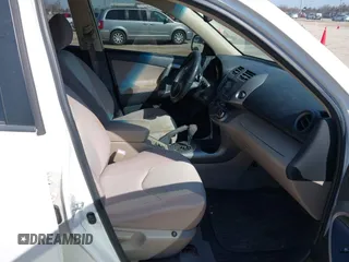 2006 Toyota RAV4 with VIN JTMBK33V165004551, listed as a IAAI auction lot 41757152 with 177,508 mi miles. Bid and sale history available at carsss.com. Image 5.