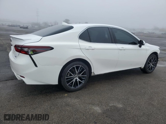 2021 Toyota Camry SE Nightshade with VIN 4T1G11AK9MU521584, listed as a Copart auction lot 51069915 with 114,252 mi miles and Salvage Title. Bid and sale history available at carsss.com. Image 3.