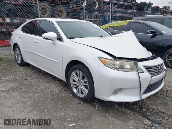 2014 Lexus ES 350 with VIN JTHBK1GG4E2104299, listed as a IAAI auction lot 41552834 with 135,384 mi miles. Bid and sale history available at carsss.com. Image 1.