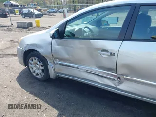 2010 Nissan Sentra 2.0 with VIN 3N1AB6AP1AL673318, listed as a IAAI auction lot 42159751 with 112,567 mi miles and . Bid and sale history available at DreamBid. Image 6.