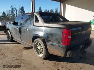 2007 Chevrolet Avalanche LT w/3LT with VIN 3GNEC12J07G194339, listed as a IAAI auction lot 41557110 with 1 mi miles. Bid and sale history available at carsss.com. Image 3.