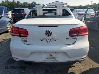 2015 Volkswagen Eos Komfort with VIN WVWBW8AH8FV002701, listed as a Copart auction lot 68676484 with 11,646 mi miles and Salvage Title. Bid and sale history available at DreamBid. Image 6.