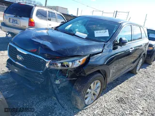 2017 Kia Sorento LX with VIN 5XYPG4A34HG220600, listed as a IAAI auction lot 41363545 with 131,233 mi miles. Bid and sale history available at carsss.com. Image 17.