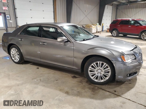 2011 Chrysler 300 C with VIN 2C3CK6CT4BH612141, listed as a Copart auction lot 81674964 with 60,394 mi miles and Salvage title. Bid and sale history available at DreamBid. Image 4.