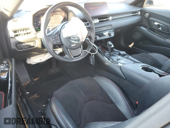 2022 Toyota Supra 2.0 with VIN WZ1DB2C08NW050265, listed as a Copart auction lot 88882465 with 14,576 mi miles and Salvage title. Bid and sale history available at DreamBid. Image 8.