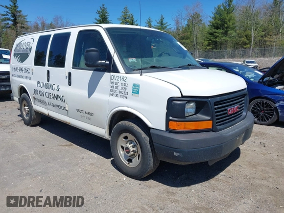 2016 GMC Savana Cargo with VIN 1GTW7AFF4G1182927, listed as a IAAI auction lot 42166124 with 338,197 mi miles. Bid and sale history available at carsss.com. Image 1.