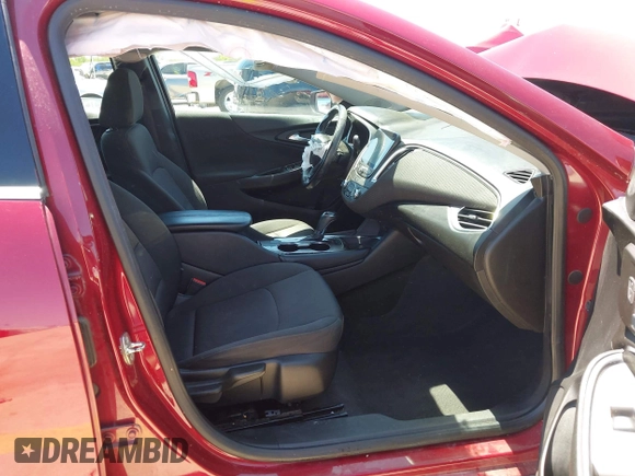 2018 Chevrolet Malibu LT with VIN 1G1ZD5ST8JF147092, listed as a IAAI auction lot 41980519 with Not Provided miles and . Bid and sale history available at DreamBid. Image 5.