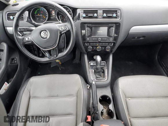 2015 Volkswagen Jetta Sedan Hybrid SEL Premium with VIN 3VW637AJ3FM321602, listed as a Copart auction lot 43653935 with 101,072 mi miles and Clean Title. Bid and sale history available at carsss.com. Image 8.