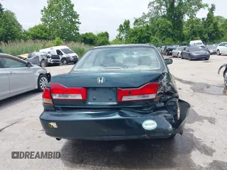 2001 Honda Accord EX с VIN 1HGCG16531A015929, выставлен на аукционе IAAI как лот 42362931 с пробегом 216 074 миль миль и . История ставок и продаж доступна на DreamBid. Изображение 16.