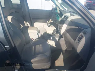2008 Ford Escape XLT с VIN 1FMCU03138KB89857, выставлен на аукционе IAAI как лот 42000842 с пробегом 178 565 миль миль и . История ставок и продаж доступна на DreamBid. Изображение 5.